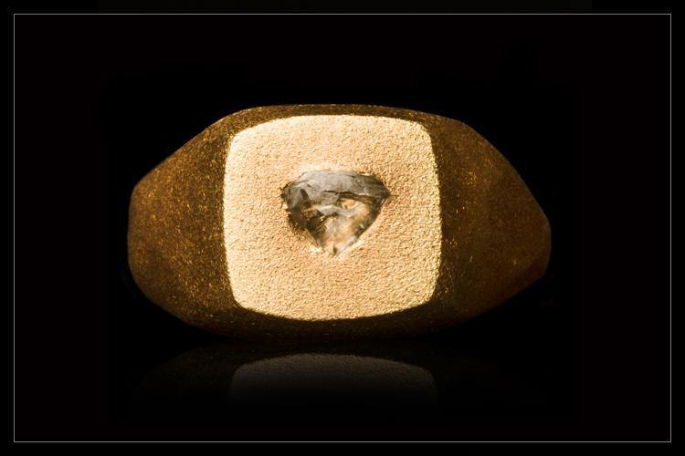 Rå Diamant Signetring - <strong>0.39 ct.</strong> - Rough Diamonds DK